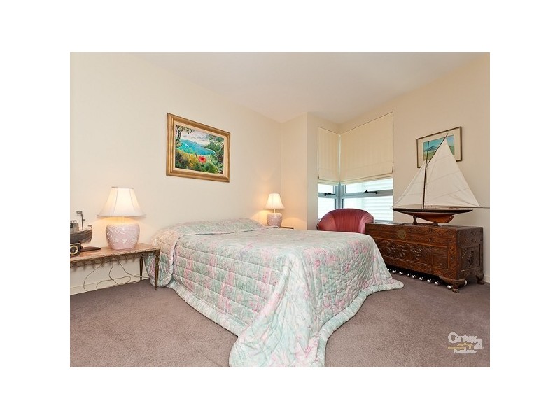 25/142 Prince Edward Parade, Scarborough QLD 4020