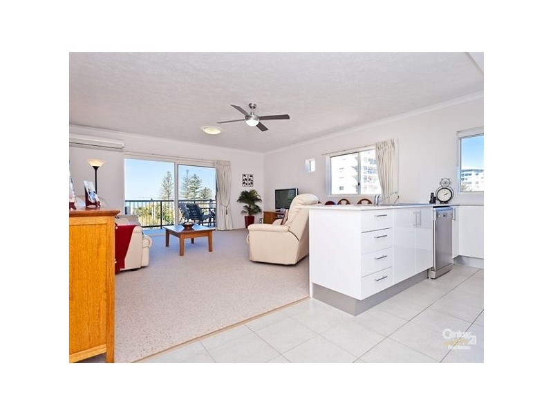 8/8 Bunton Street, Scarborough QLD 4020