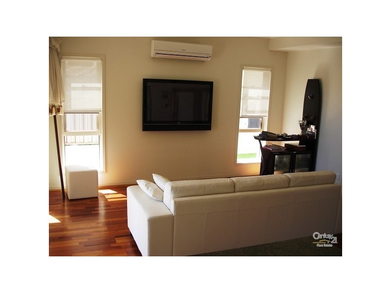 56 LIONHEART CRESCENT, Newport QLD 4020