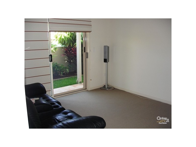 56 LIONHEART CRESCENT, Newport QLD 4020