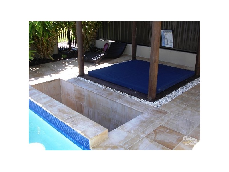 56 LIONHEART CRESCENT, Newport QLD 4020