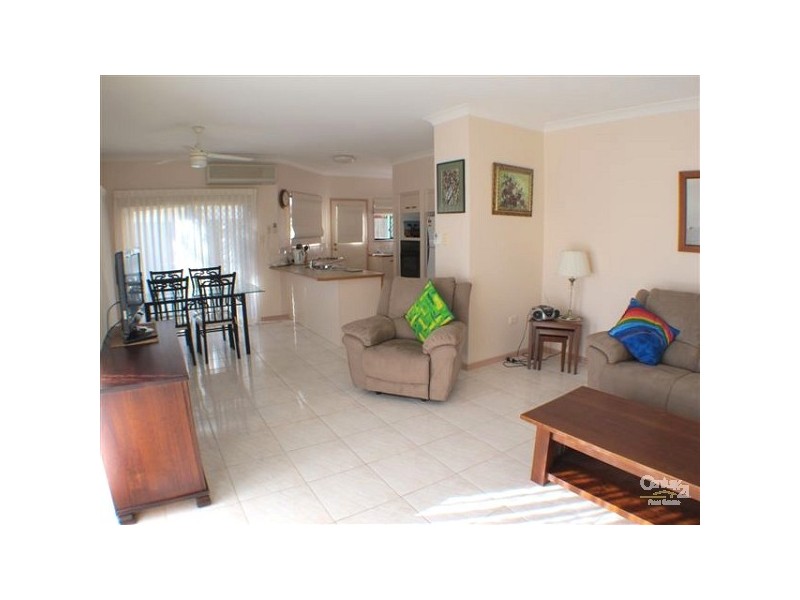 1/550 Oxley Avenue, Redcliffe QLD 4020
