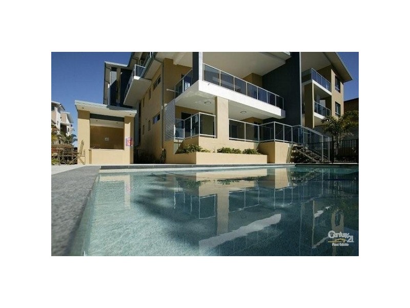 2/8-10 Georgina Street, Woody Point QLD 4019