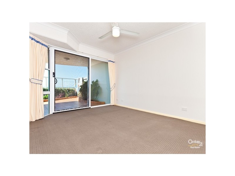 5/94 Prince Edward Parade, Redcliffe QLD 4020
