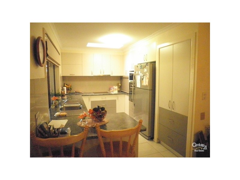 16 Cascade St, Kippa-ring QLD 4021