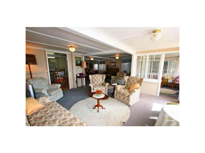 22 whytecliffe Pde, Woody Point QLD 4019