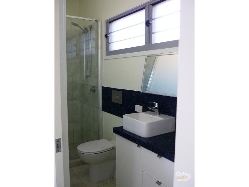 7 Pearl Street, Scarborough QLD 4020