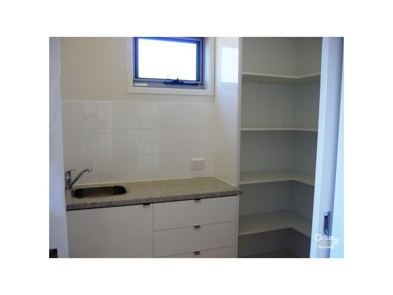 7 Pearl Street, Scarborough QLD 4020