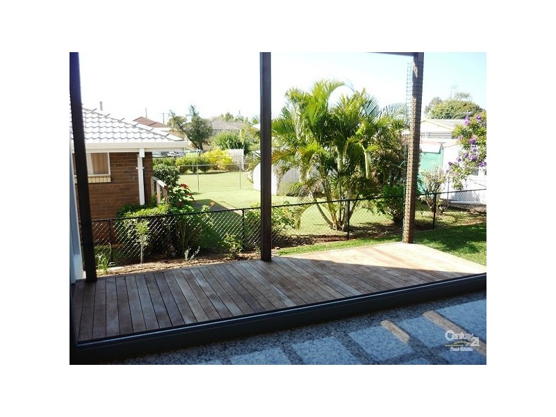 7 Pearl Street, Scarborough QLD 4020