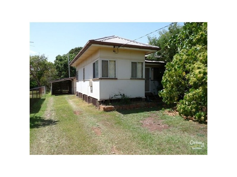 120 MEIN STREET, Scarborough QLD 4020