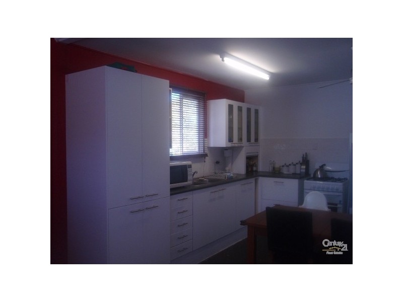 112a  DOVER ROAD, Margate QLD 4019