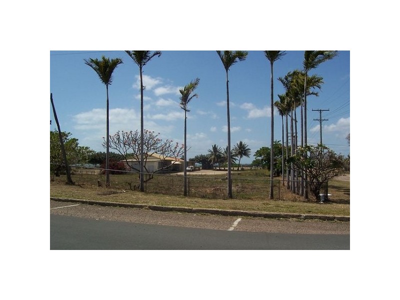 55a George Street, Bowen QLD 4805