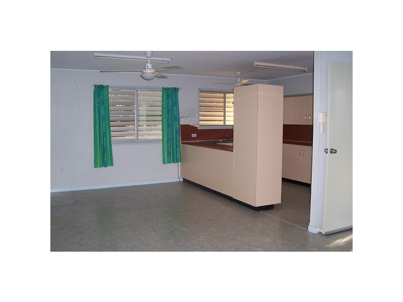 10 Dove Street, Bowen QLD 4805