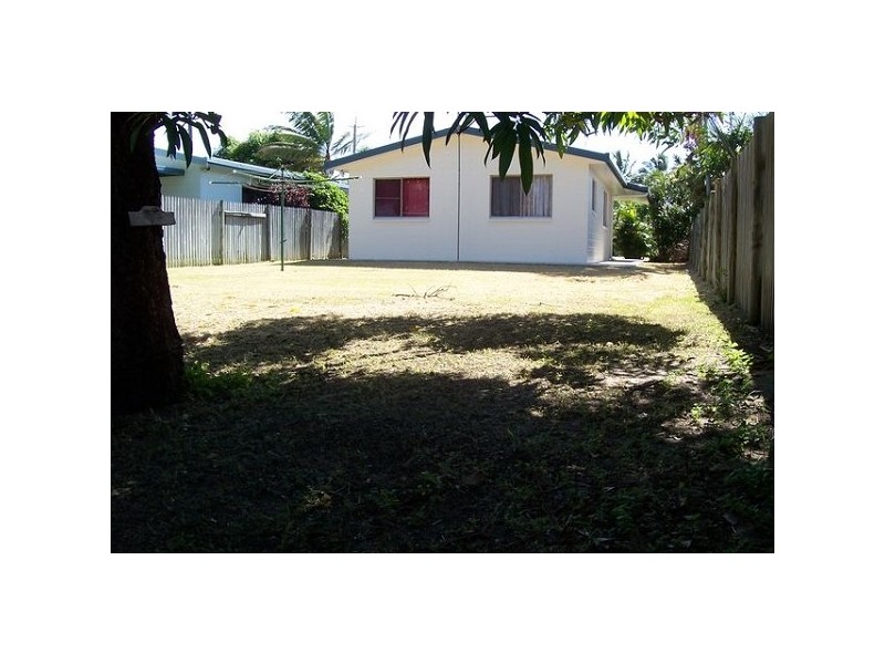 53 Whitsunday Street QUEENS BEACH, Bowen QLD 4805