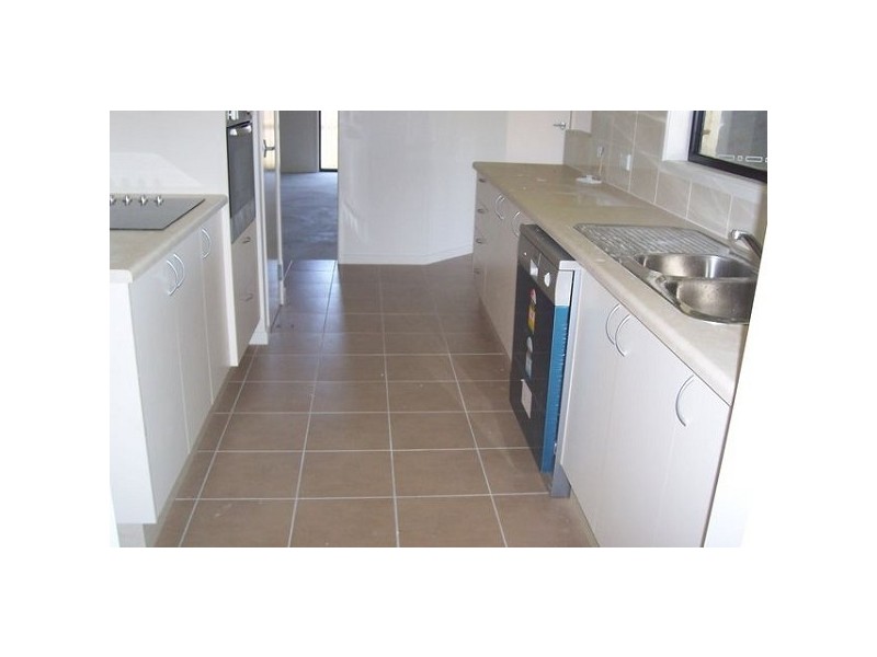 7 Lexington Court, Bowen QLD 4805