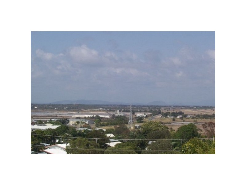 13 Pilcher Place, Bowen QLD 4805