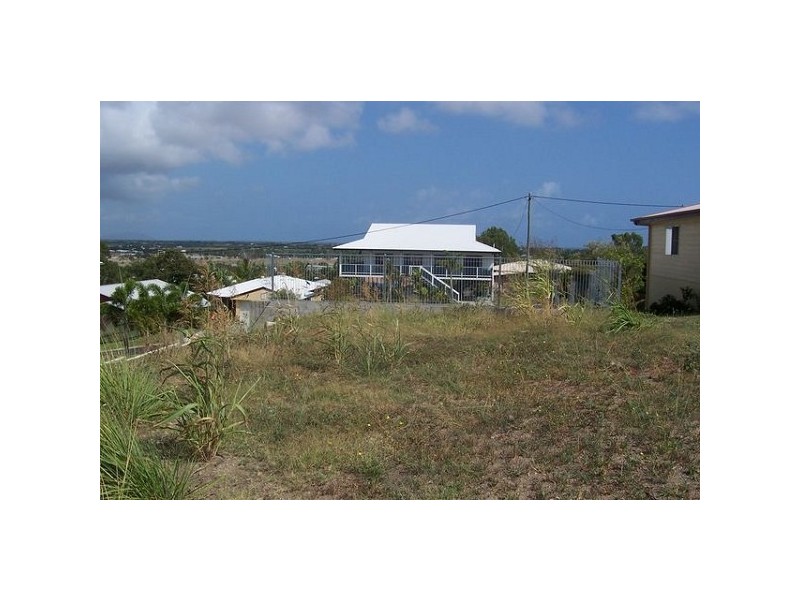 13 Pilcher Place, Bowen QLD 4805