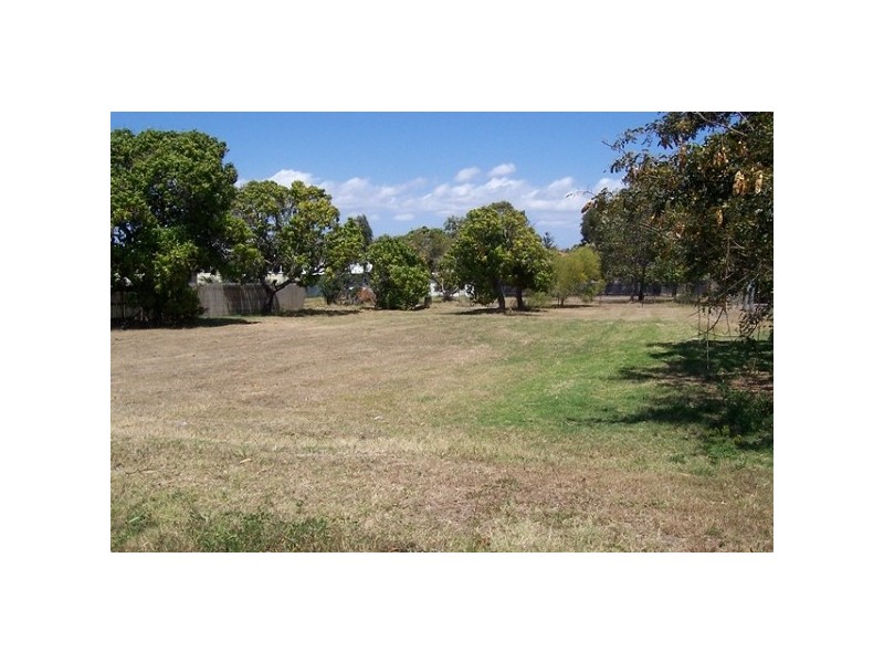 45 Gregory Street, Bowen QLD 4805