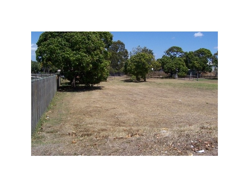 45 Gregory Street, Bowen QLD 4805