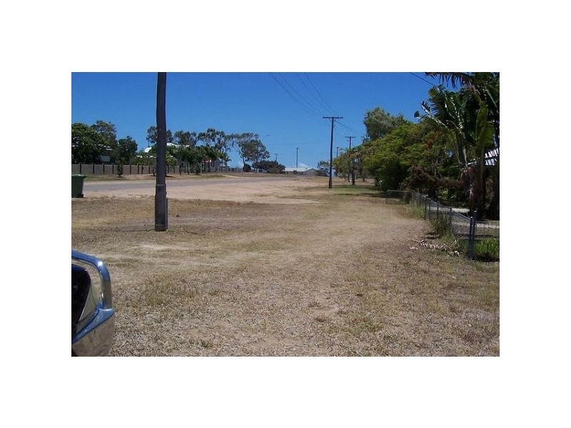 9 Gordon Street, Bowen QLD 4805