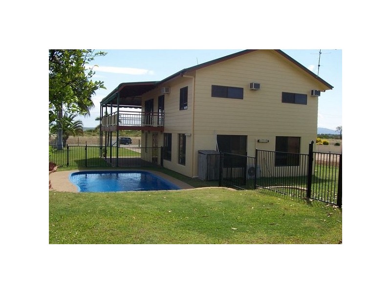 36 Wentworth Street, Bowen QLD 4805