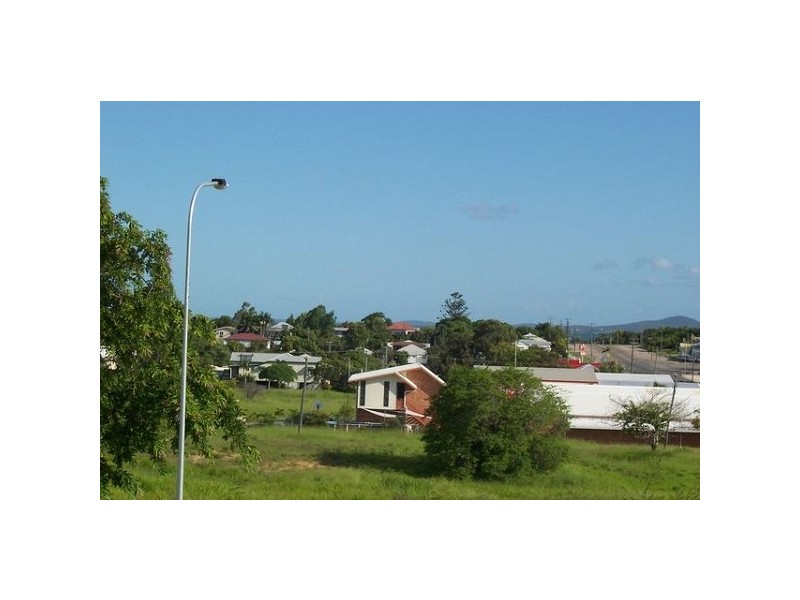 16 Yardley Court, Bowen QLD 4805