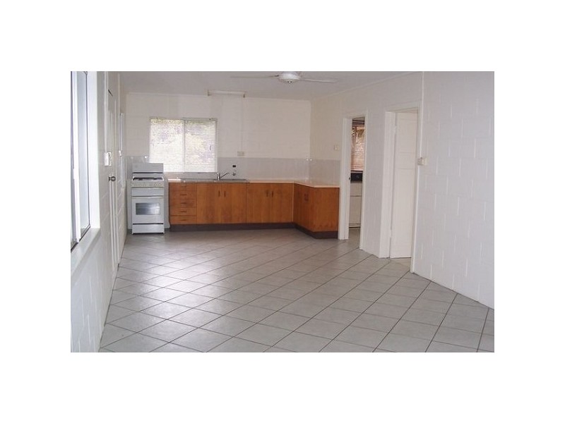 2 Baxter Avenue, BRISK BAY, Bowen QLD 4805