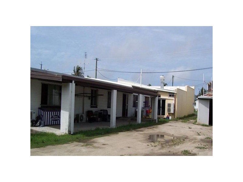 39 Murroona Street, Bowen QLD 4805