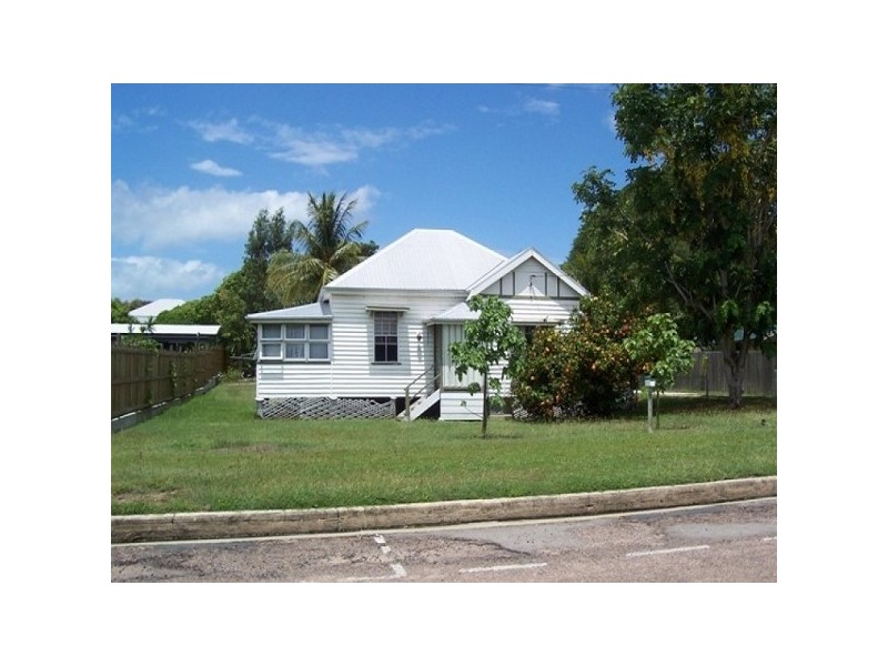 33 George Street, Bowen QLD 4805