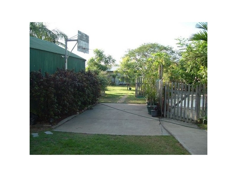 46 Poole Street, Bowen QLD 4805