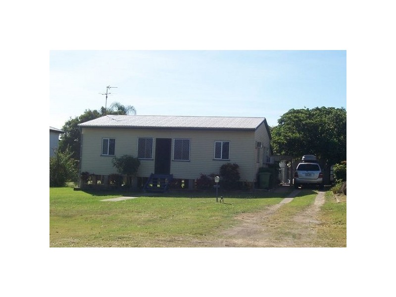 122 Powell Street, Bowen QLD 4805