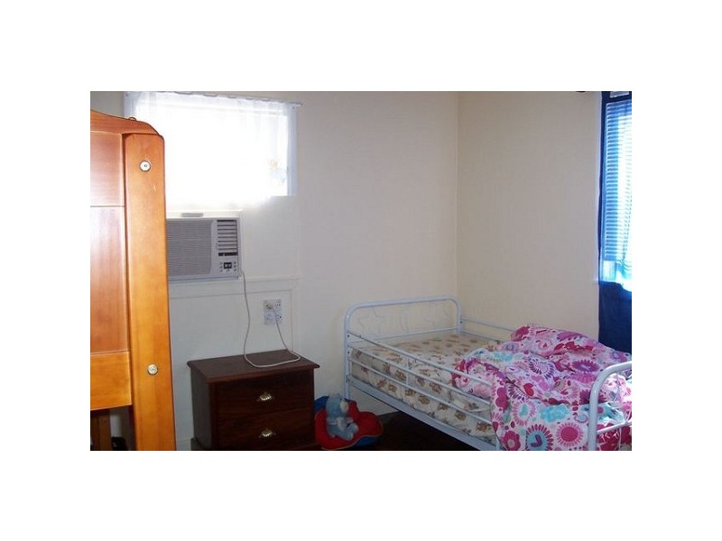 122 Powell Street, Bowen QLD 4805