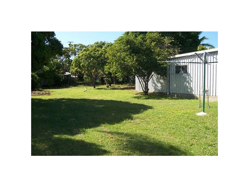 122 Powell Street, Bowen QLD 4805
