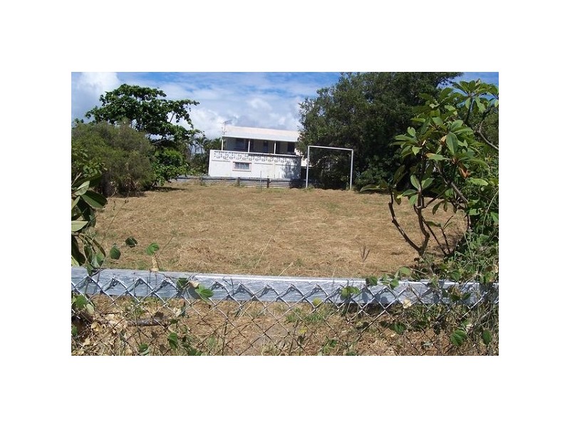 27a Leichhardt Street, Bowen QLD 4805