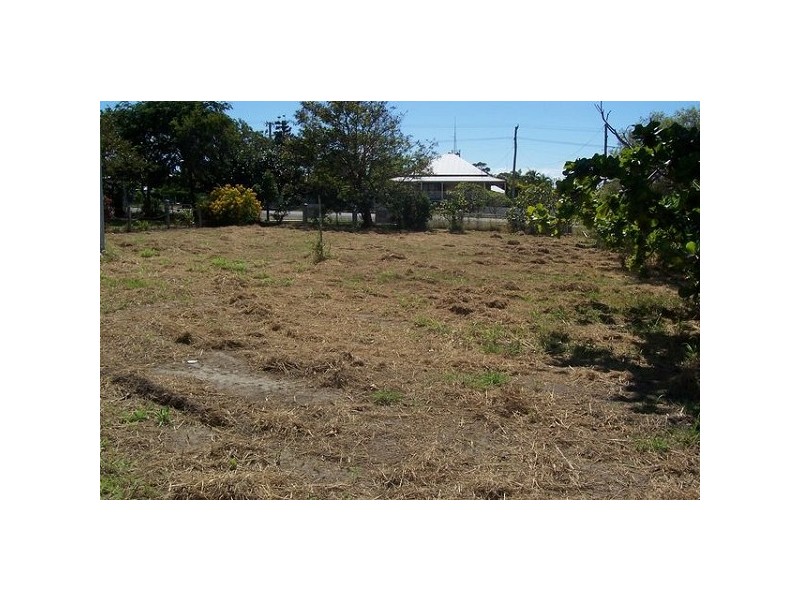 27a Leichhardt Street, Bowen QLD 4805