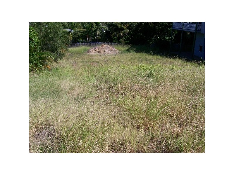 2 Avicennia Street, Bowen QLD 4805