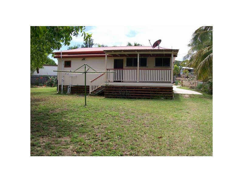 6 Bull Crescent, Bowen QLD 4805
