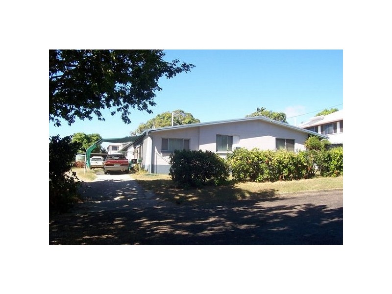 1 Bunting Street, Bowen QLD 4805