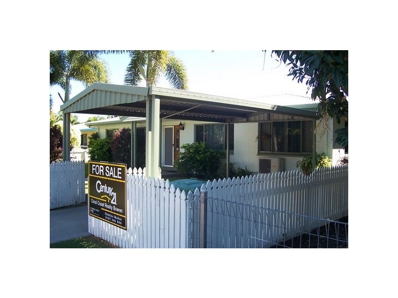 6 Oak Crescent, Bowen QLD 4805