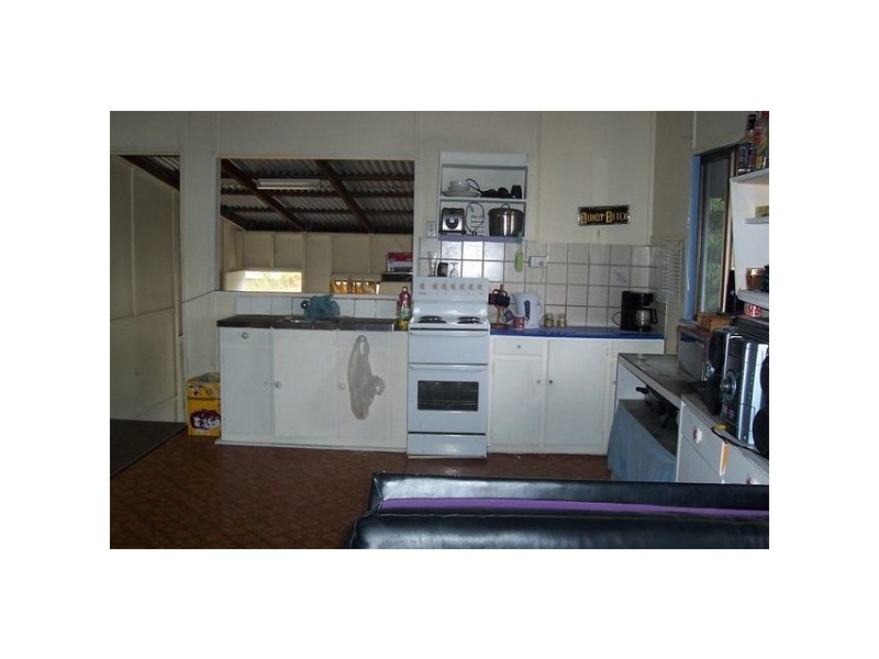 4 Belgravia Road, Bowen QLD 4805