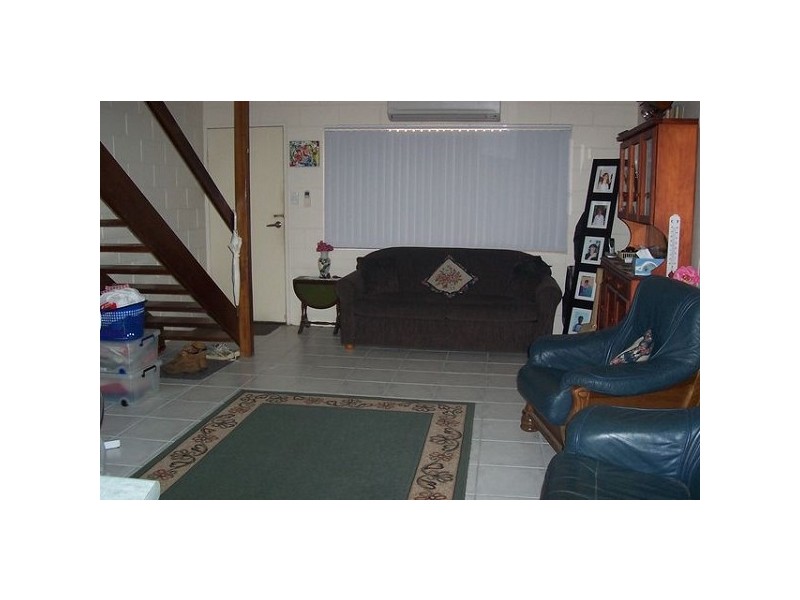 7/2a Powell Street, Bowen QLD 4805