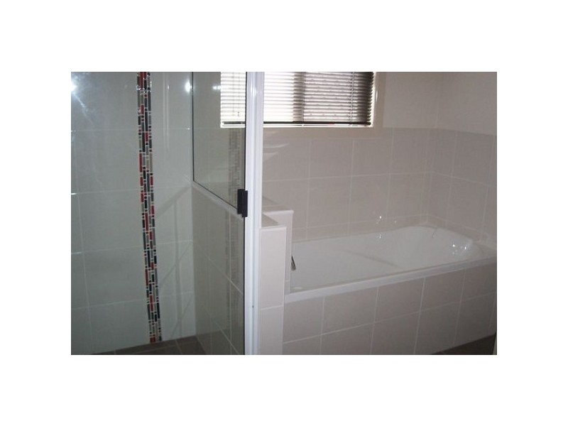 Villa 8 Belgravia Place, Don Street, Bowen QLD 4805