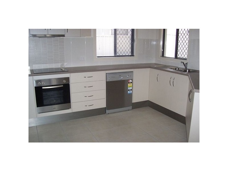 Villa 6 Belgravia Place, Don Street, Bowen QLD 4805