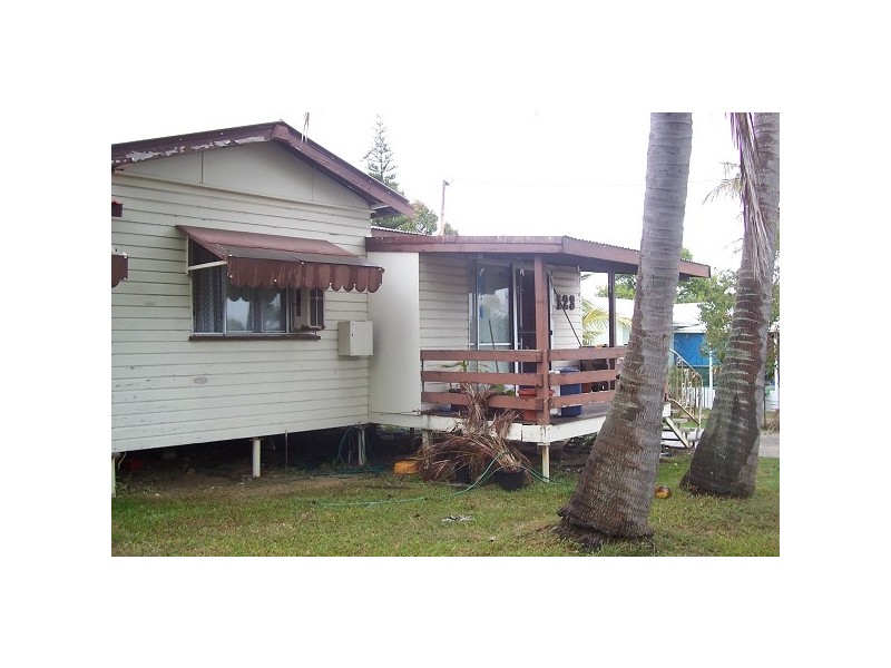123 Powell Street, Bowen QLD 4805