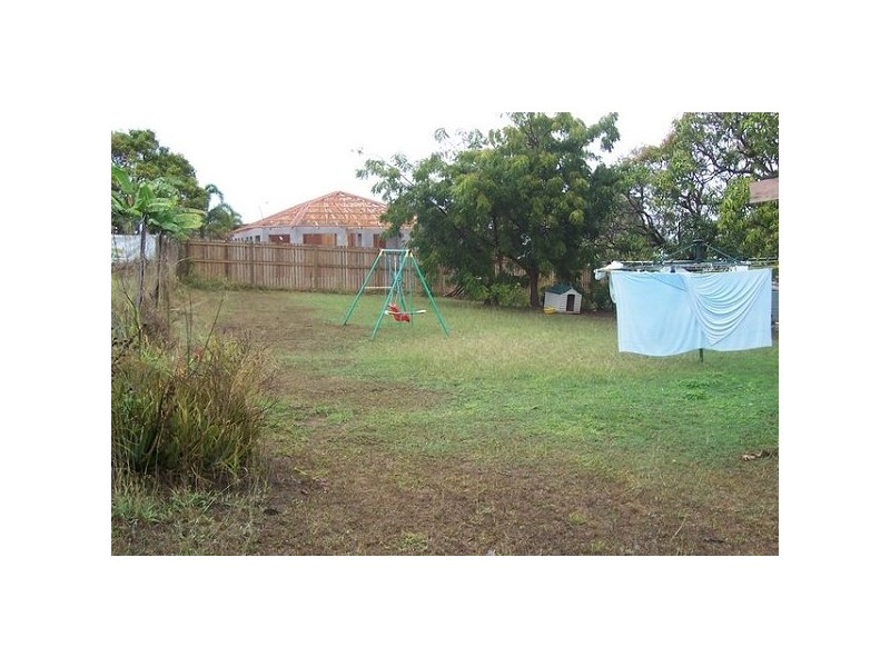 123 Powell Street, Bowen QLD 4805