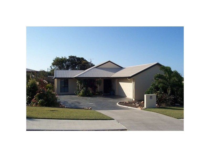 6 Tynwald Avenue, Bowen QLD 4805