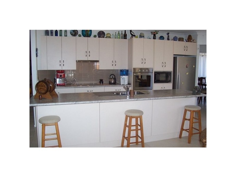 6 Tynwald Avenue, Bowen QLD 4805