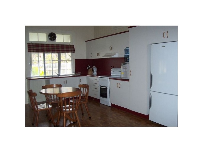 26 Reynolds Street, Bowen QLD 4805