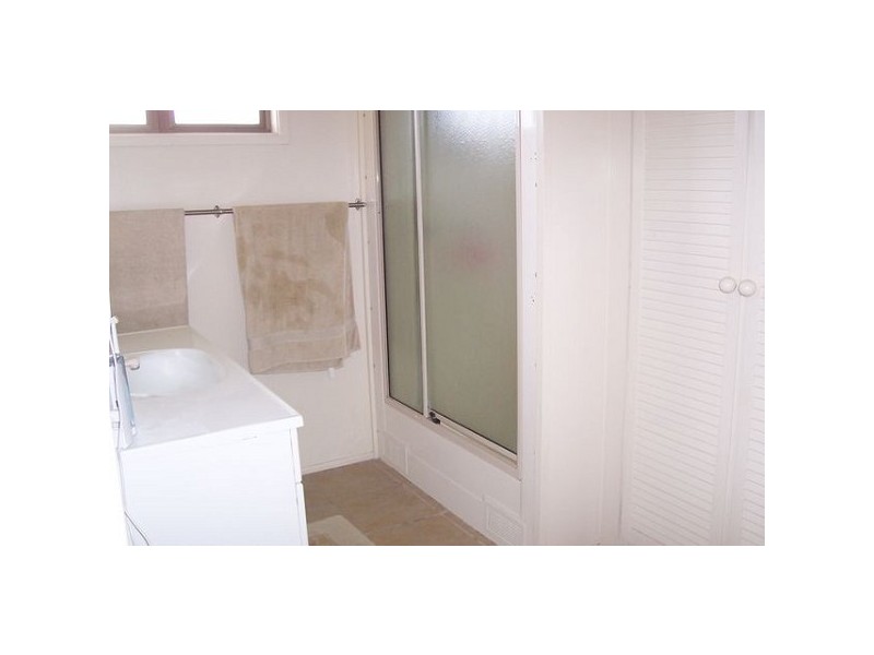 18588 Bruce Highway, Bowen QLD 4805