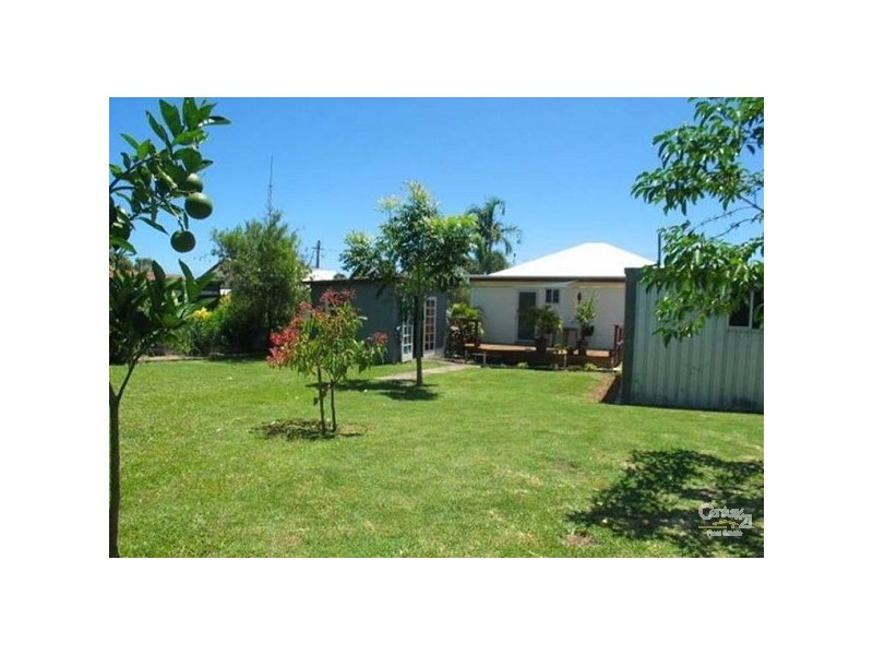 9 Darwen Street, Bowen QLD 4805